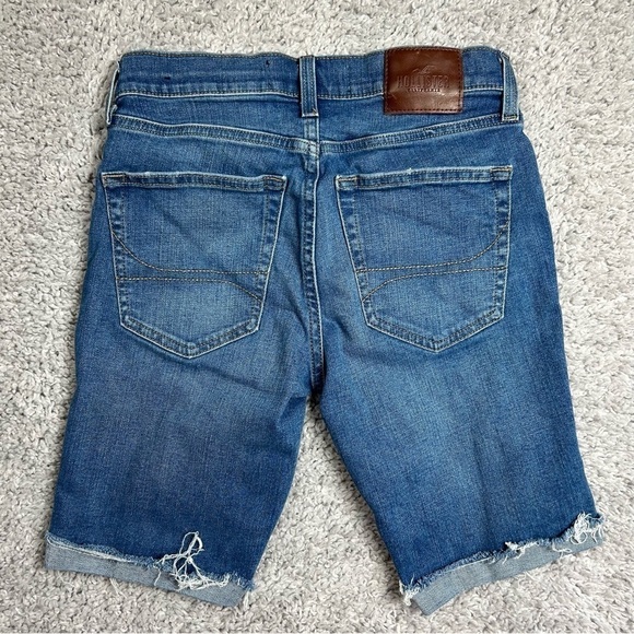 Hollister Shorts Womens 28 Skinny Denim Short Epic Flex Distressed Bermuda Light - Picture 4 of 4